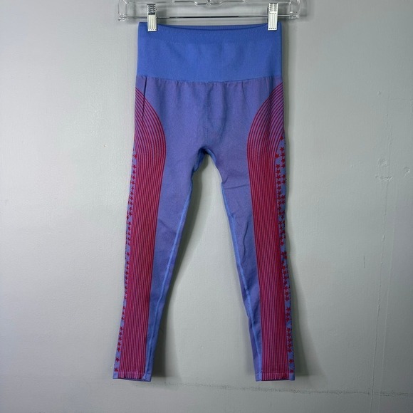 Fabletics High-Waisted Seamless Star Capri Leggings Crystal Blue Red Women's XS - Picture 2 of 13